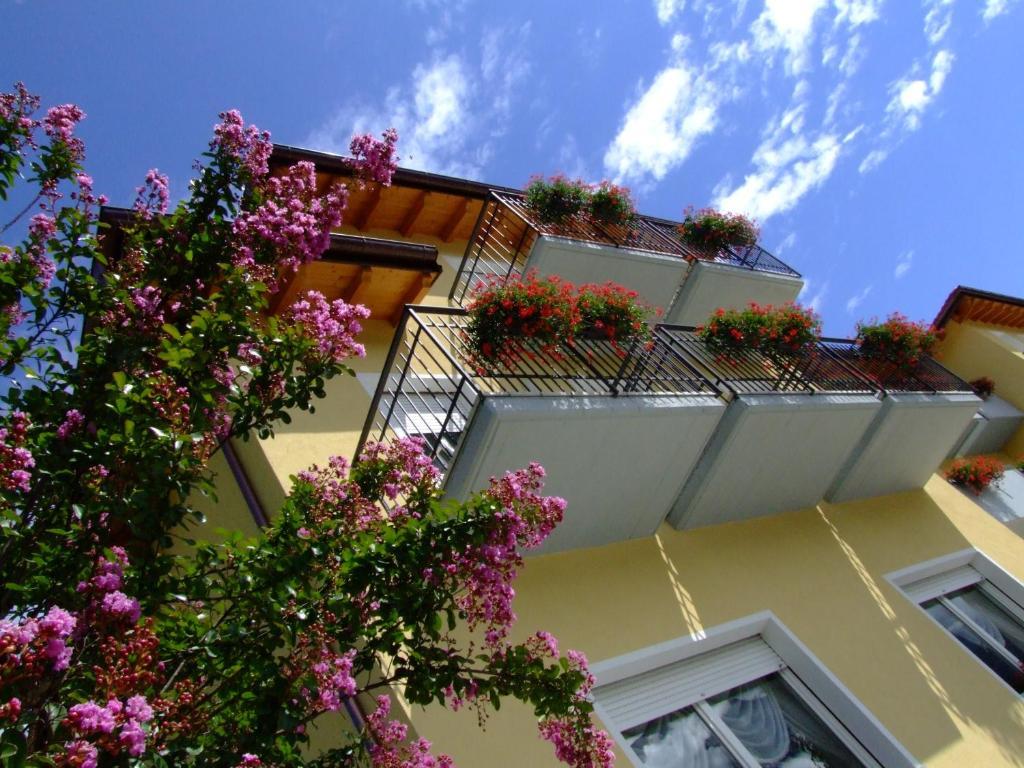 Hotel Daniela Levico Terme Luaran gambar