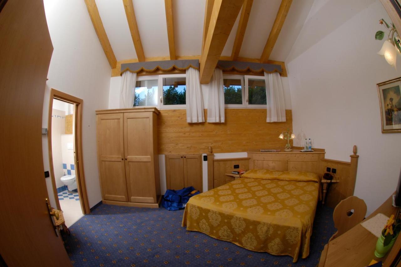 Hotel Daniela Levico Terme Luaran gambar